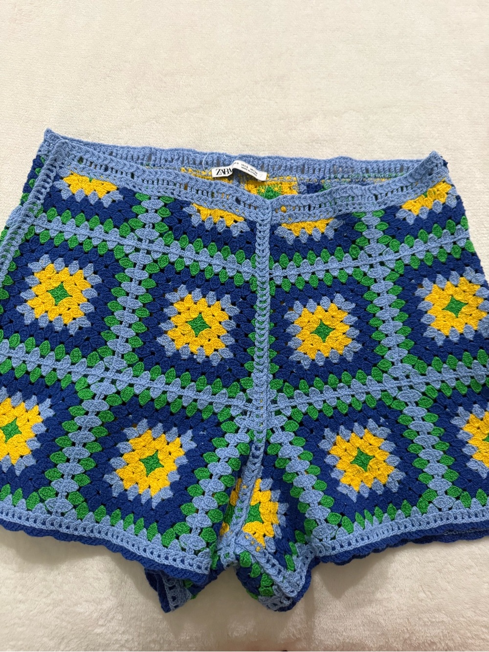 Zara high-waist crochet shorts granny square pattern in shades of blue S D78